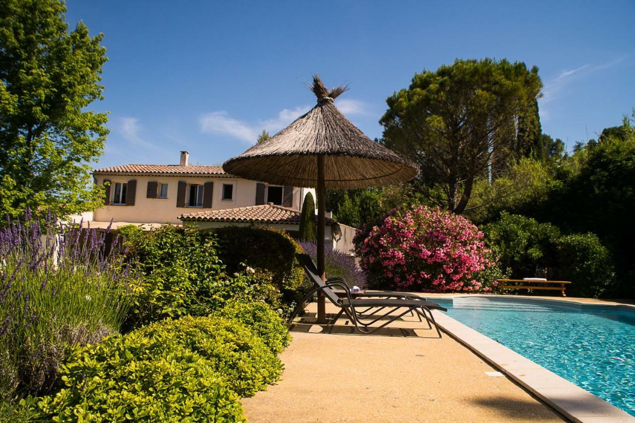 Auberge De Garance - Villa Prestige 5 Etoiles & Table Gastronomique Etoile Saint-Rémy-de-Provence المظهر الخارجي الصورة